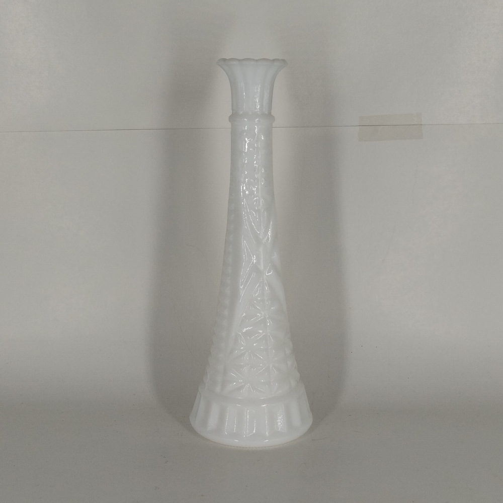 Anchor Hocking 1071 Milk Glass 9" Bud Vase Plain Bottom Made In USA Discontinued
